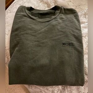 XCEL Men’s Sweatshirt. Size L. Forest green. So stylish. Perfect after surfing.